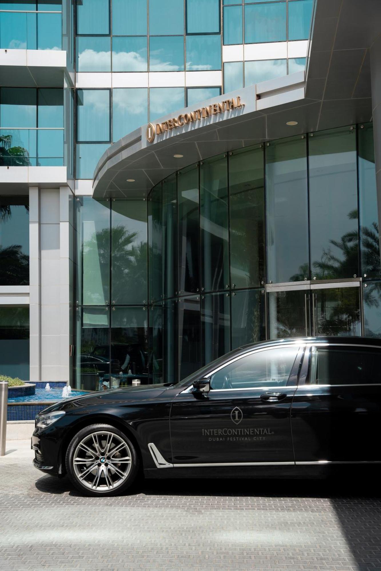 Intercontinental Residence Suites Dubai Festival City By Ihg Eksteriør billede The entrance of the hotel