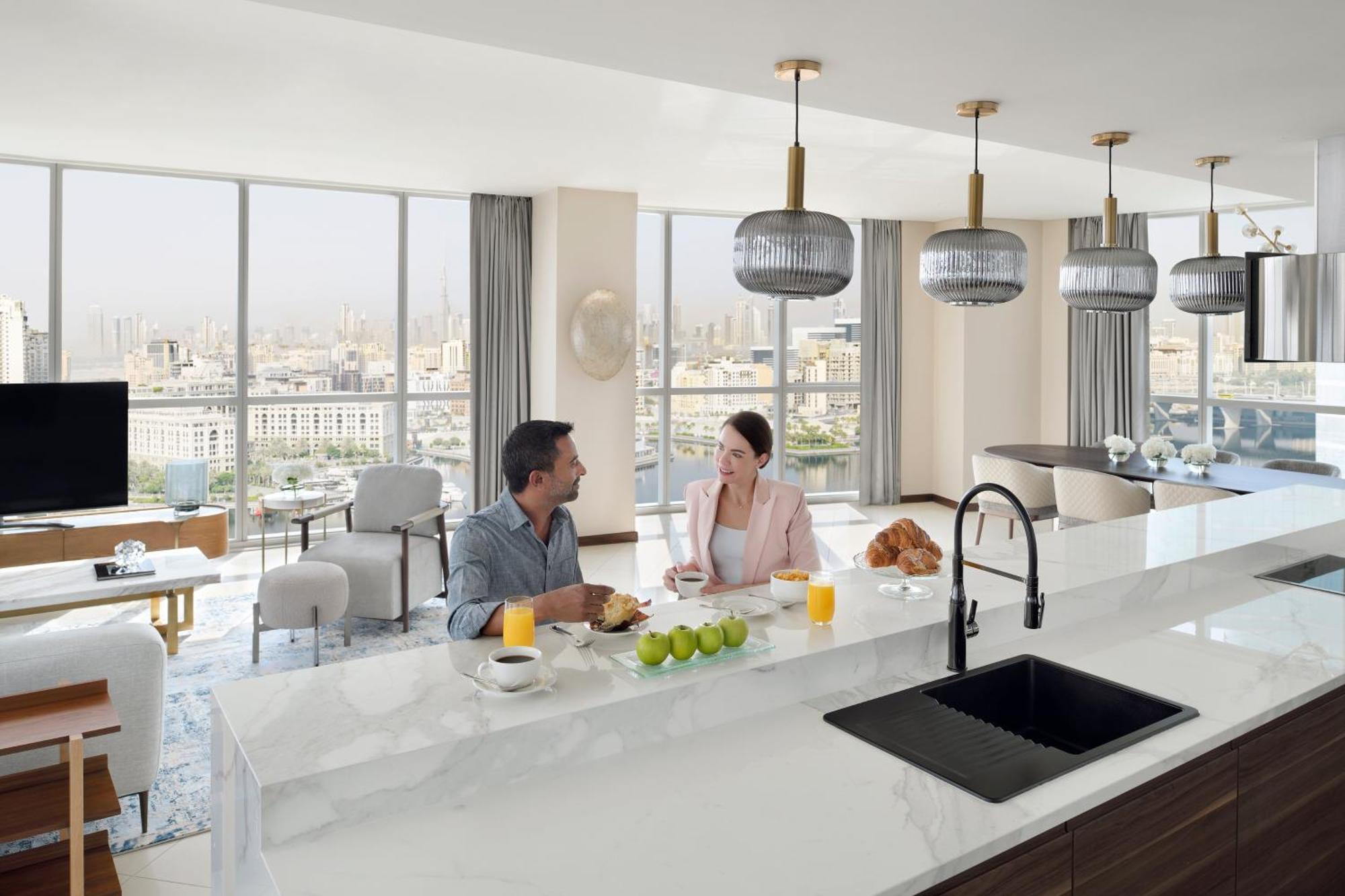 Intercontinental Residence Suites Dubai Festival City By Ihg Eksteriør billede A kitchen with a sink