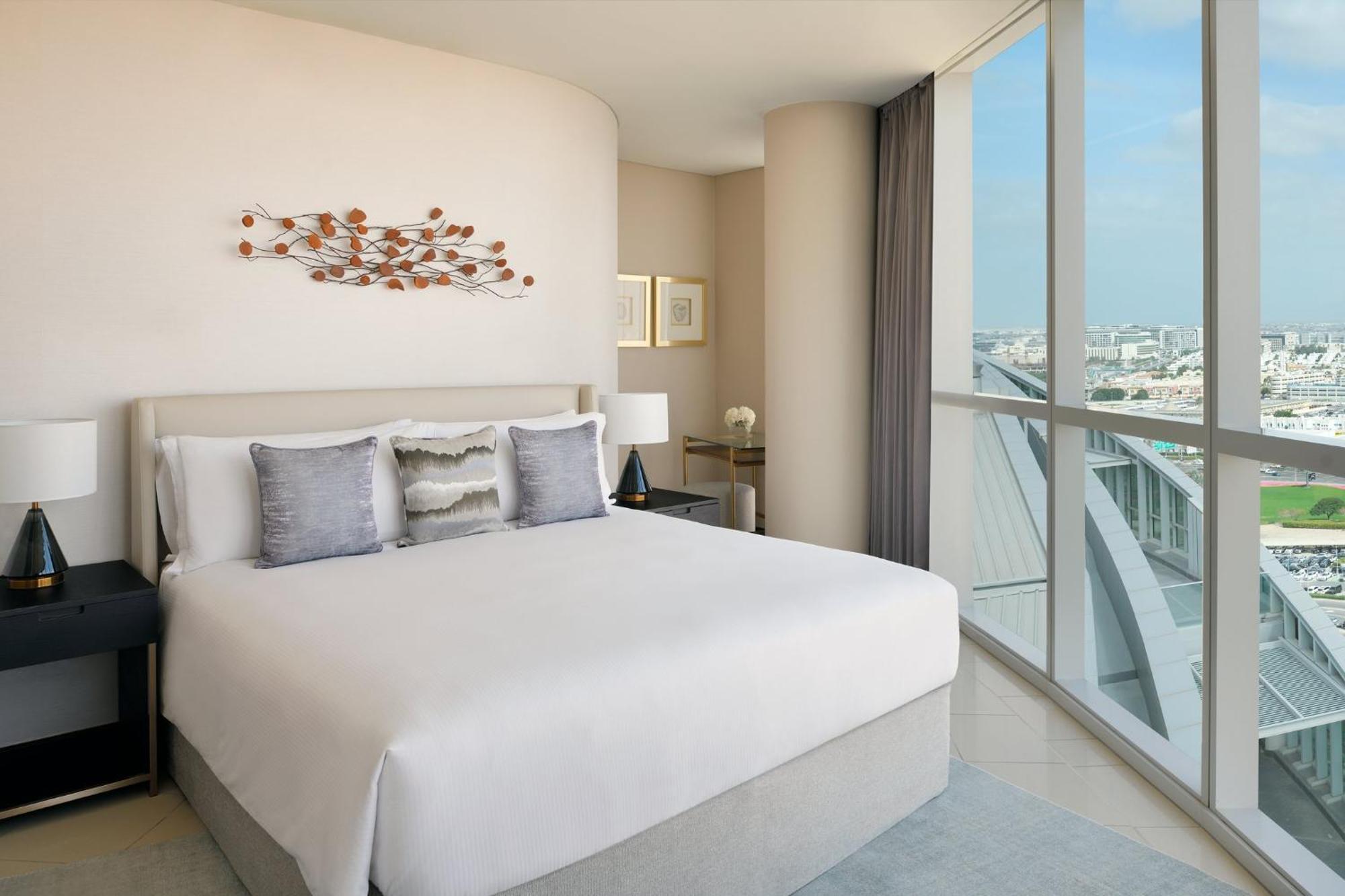 Intercontinental Residence Suites Dubai Festival City By Ihg Eksteriør billede A bedroom at the hotel