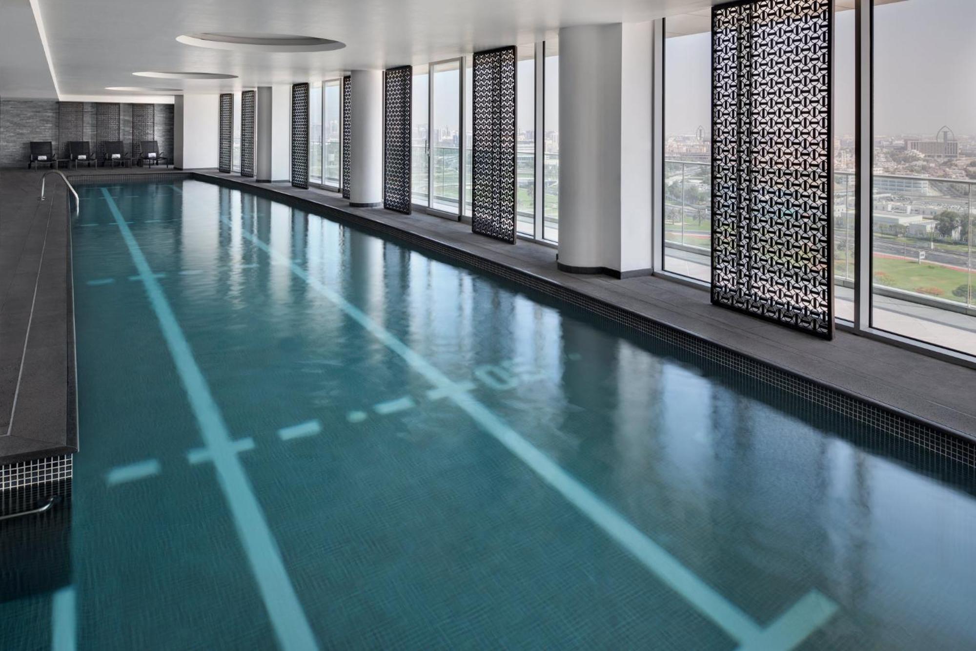 Intercontinental Residence Suites Dubai Festival City By Ihg Eksteriør billede The pool at the Address Downtown Dubai