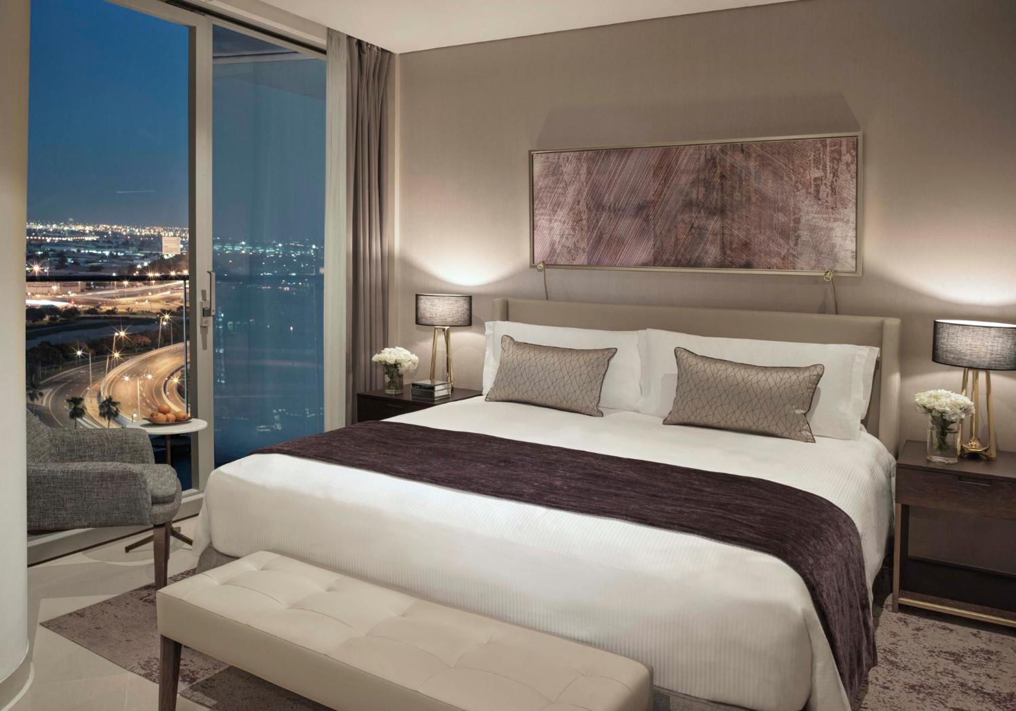 Intercontinental Residence Suites Dubai Festival City By Ihg Eksteriør billede A bedroom at the Address Downtown Hotel
