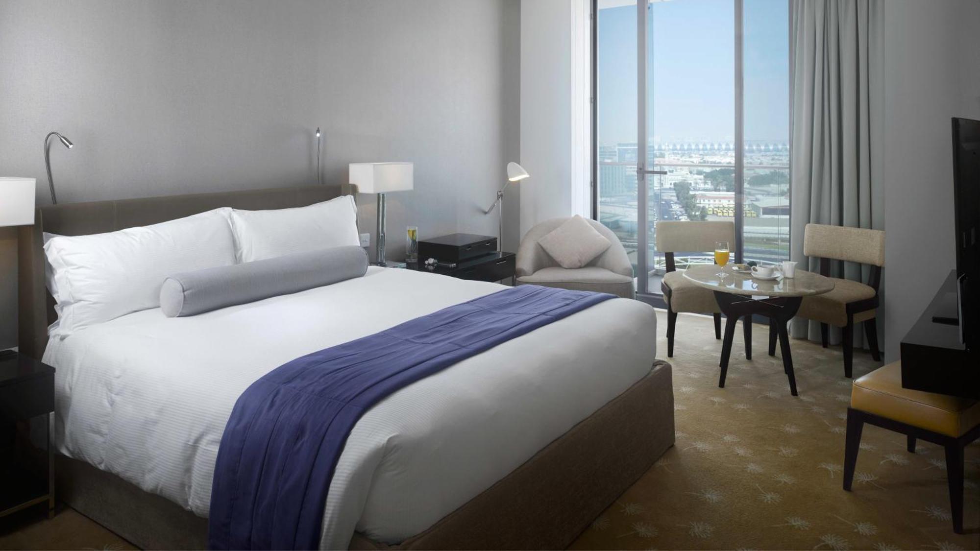 Intercontinental Residence Suites Dubai Festival City By Ihg Eksteriør billede A guest room at the hotel