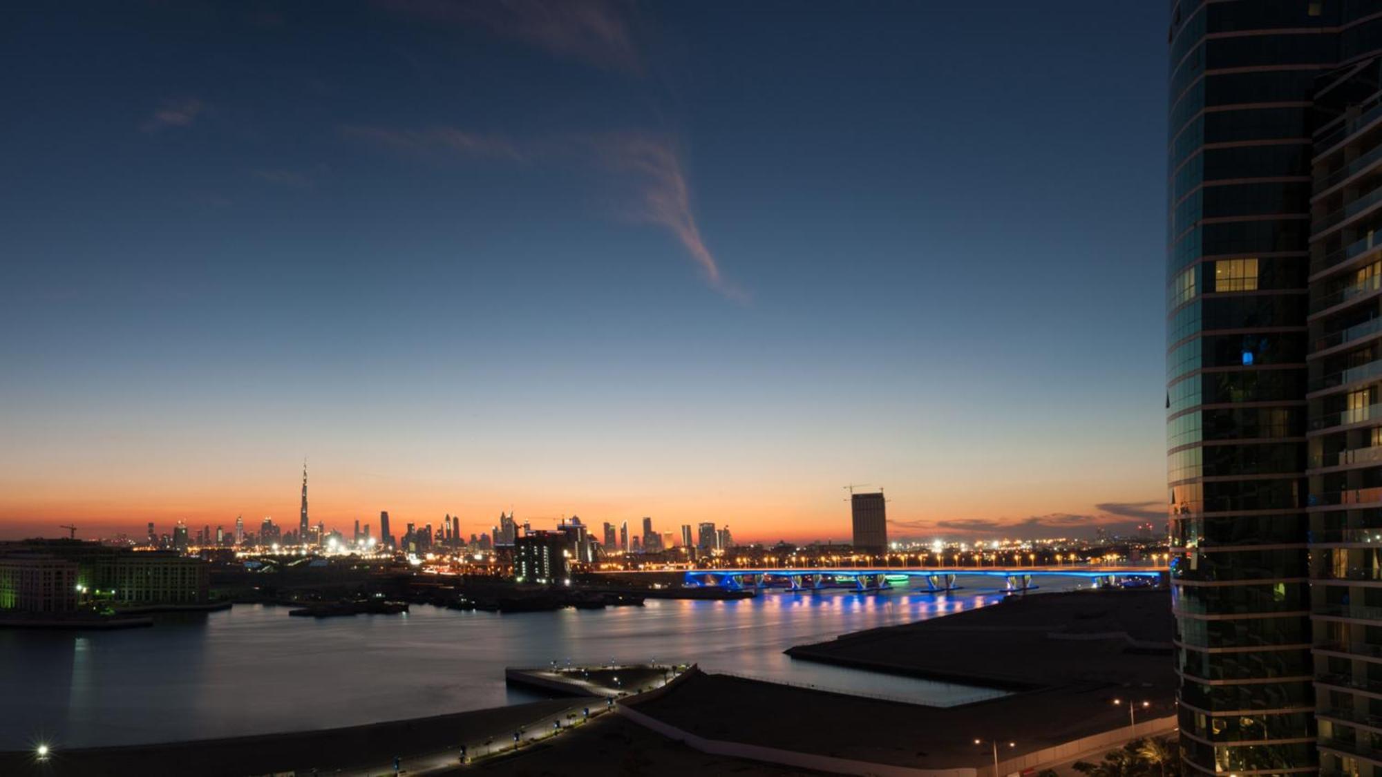 Intercontinental Residence Suites Dubai Festival City By Ihg Eksteriør billede View of the city from the Marina